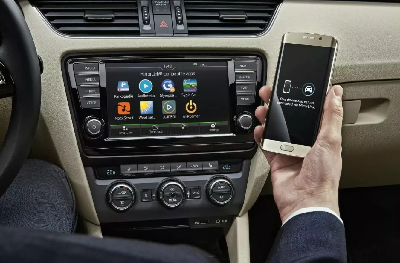 Skoda présente l'Apple CarPlay/Android Auto sans fil 